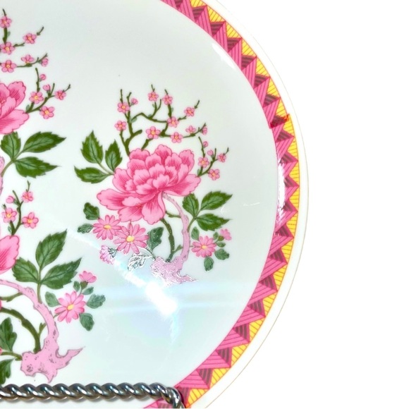 Vintage Mingei Porcelain Handcrafted 10.25” Beautiful Vibrant Pink Floral Plate - Picture 2 of 5